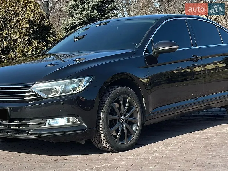 Volkswagen Passat 2015 VIN WVWZZZ3CZGE017909 фото оголошення 5 з 80