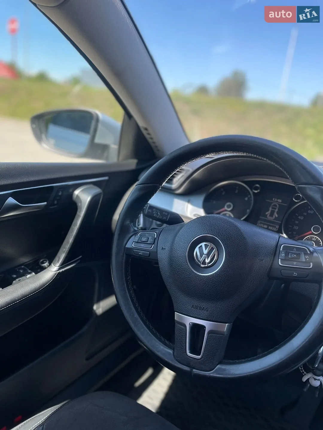 2010 Volkswagen Passat - мініатюра 10