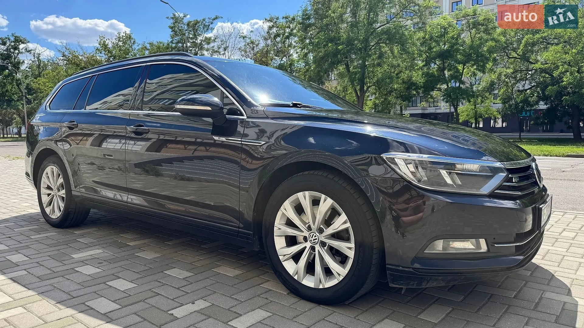 2017 Volkswagen Passat - мініатюра 10