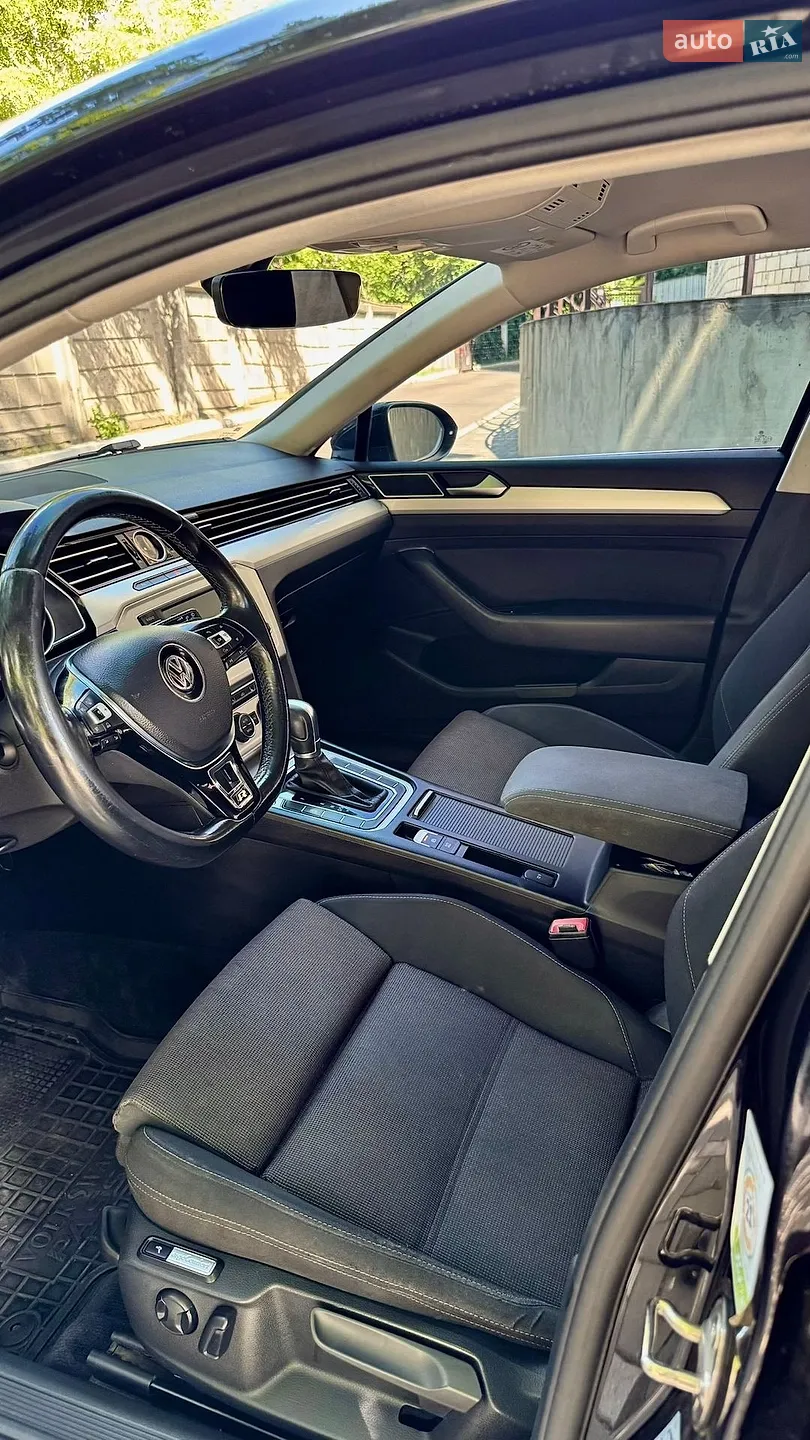 2017 Volkswagen Passat - мініатюра 22