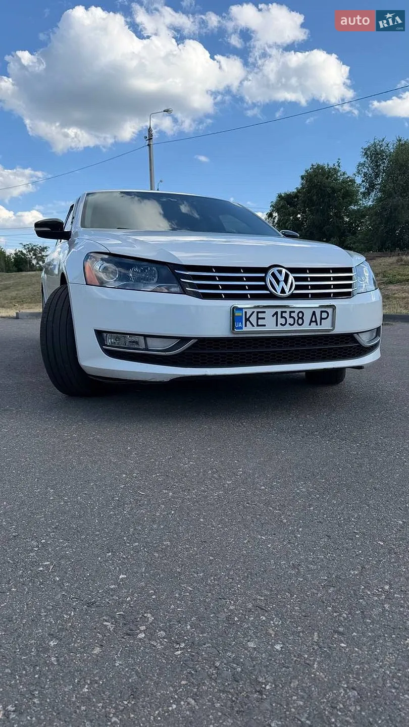 2013 Volkswagen Passat - мініатюра 2