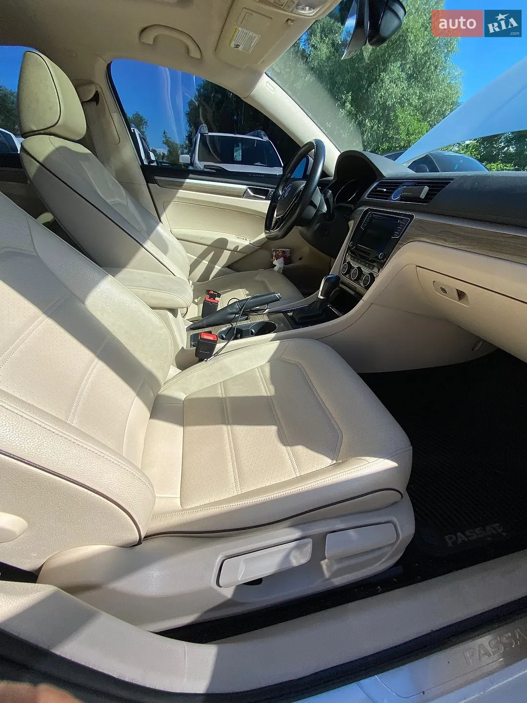 2017 Volkswagen Passat - мініатюра 20