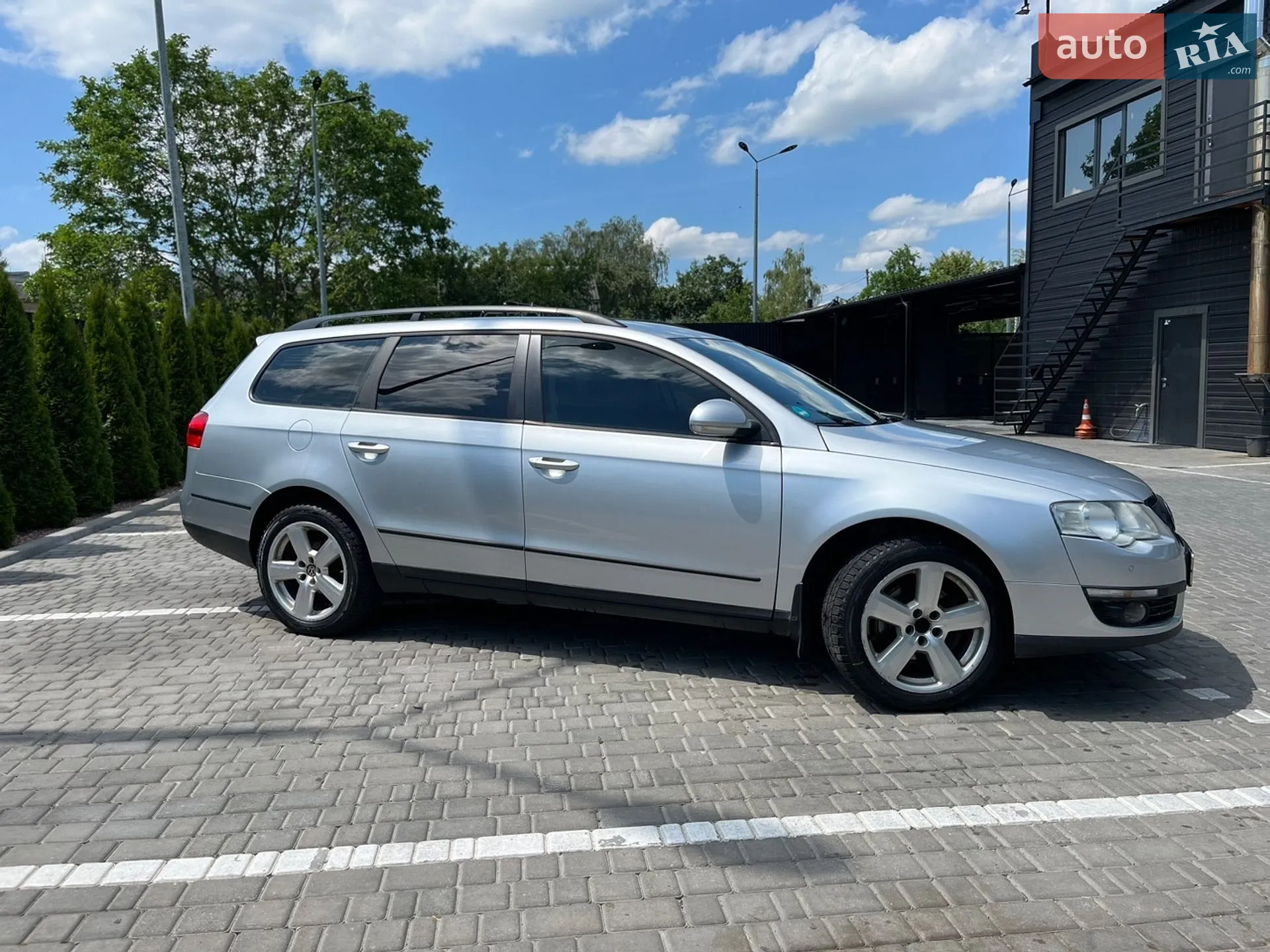 2010 Volkswagen Passat - мініатюра 2