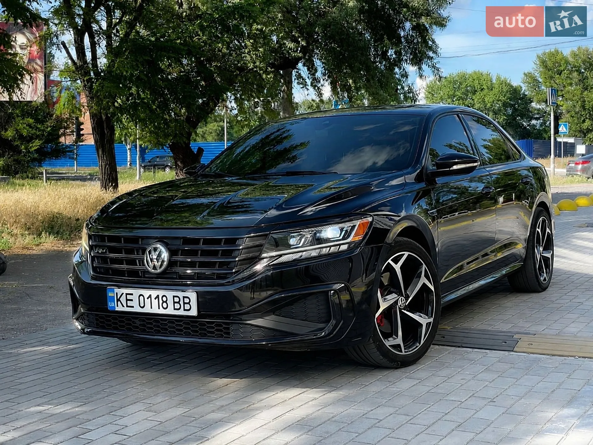 2019 Volkswagen Passat - фото 1