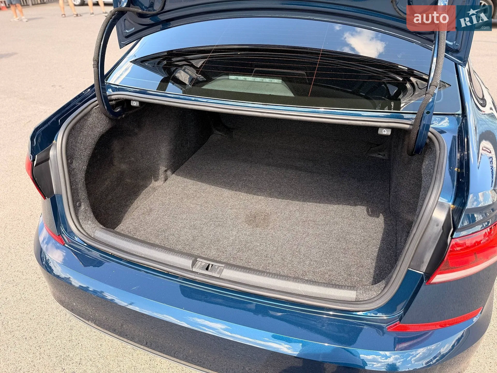 2020 Volkswagen Passat - мініатюра 37