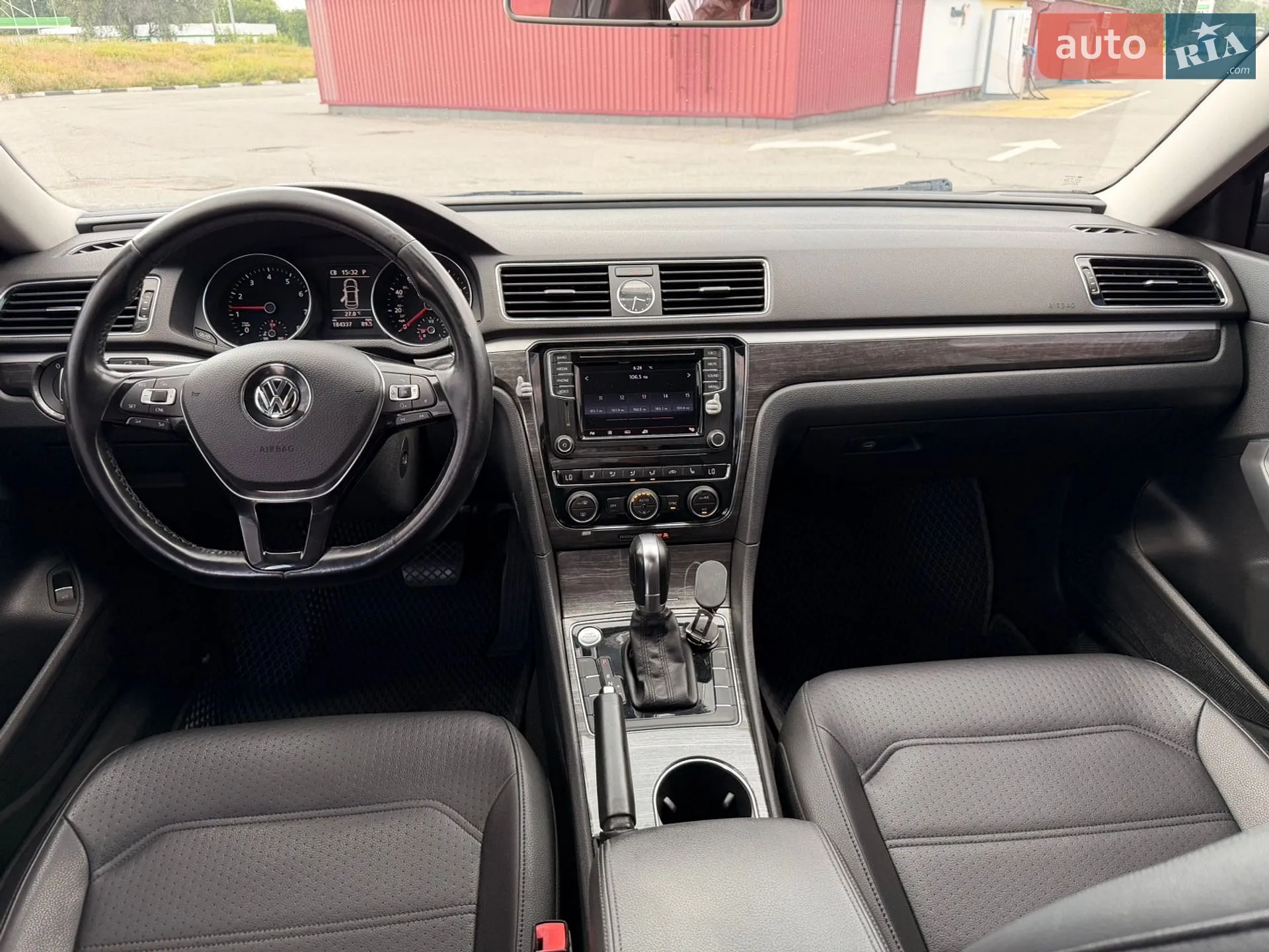 2016 Volkswagen Passat - мініатюра 22