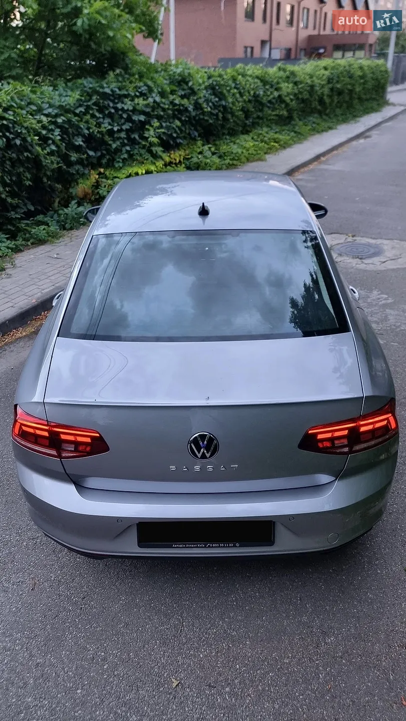 2022 Volkswagen Passat - мініатюра 16