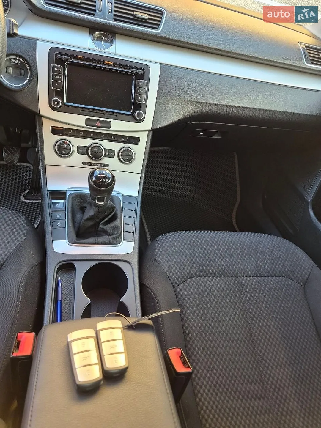 2013 Volkswagen Passat - мініатюра 15
