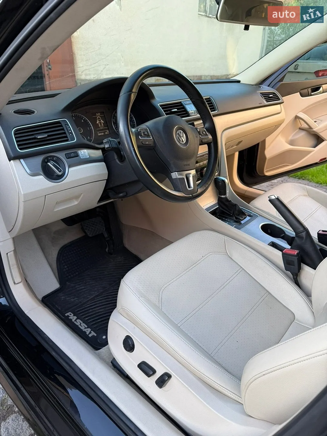 2014 Volkswagen Passat - мініатюра 21