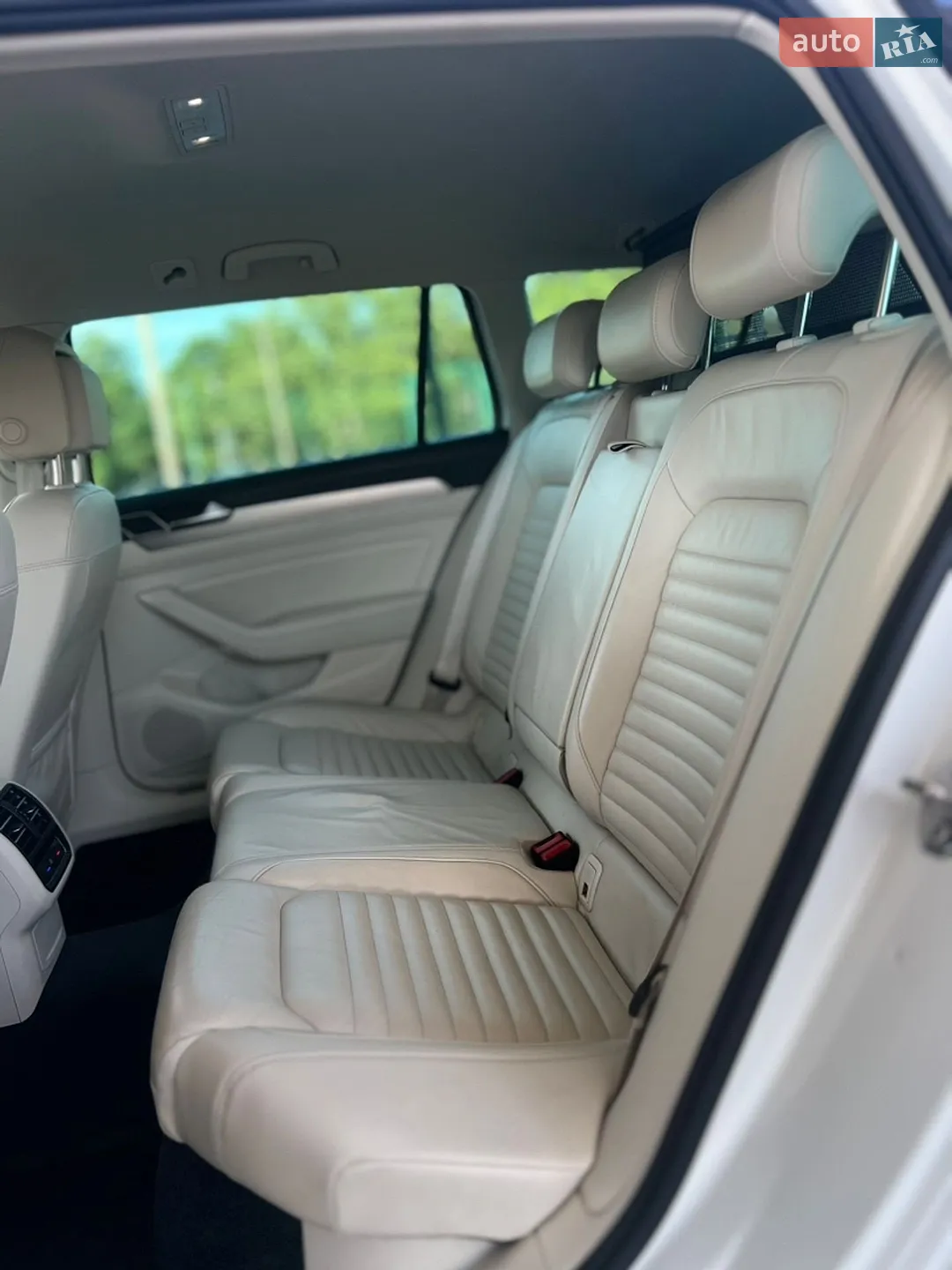 2015 Volkswagen Passat - мініатюра 10