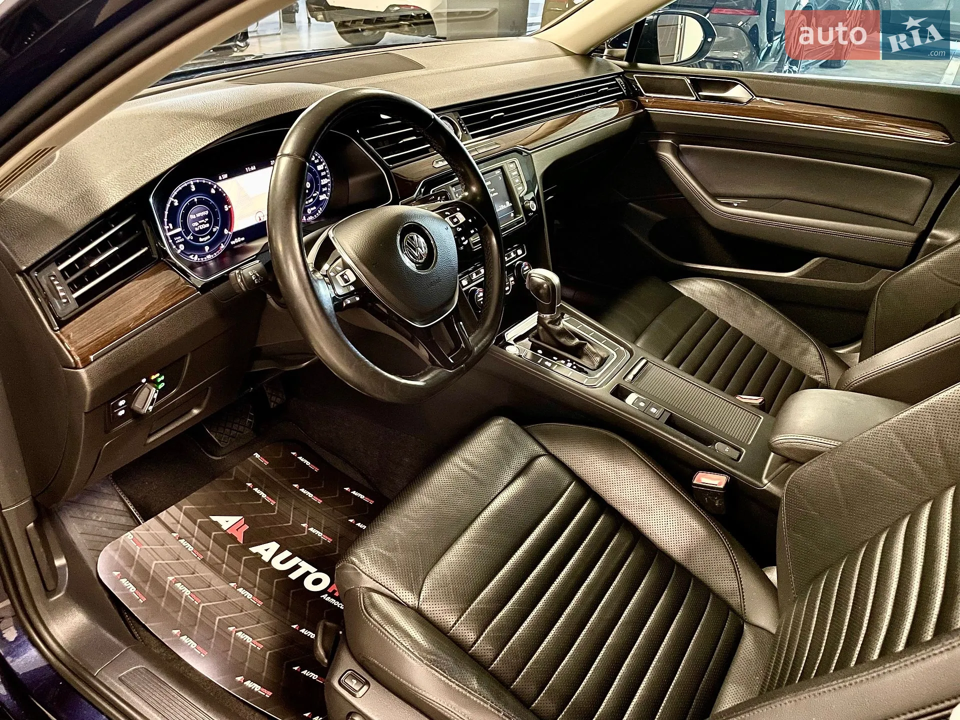 2017 Volkswagen Passat - мініатюра 4