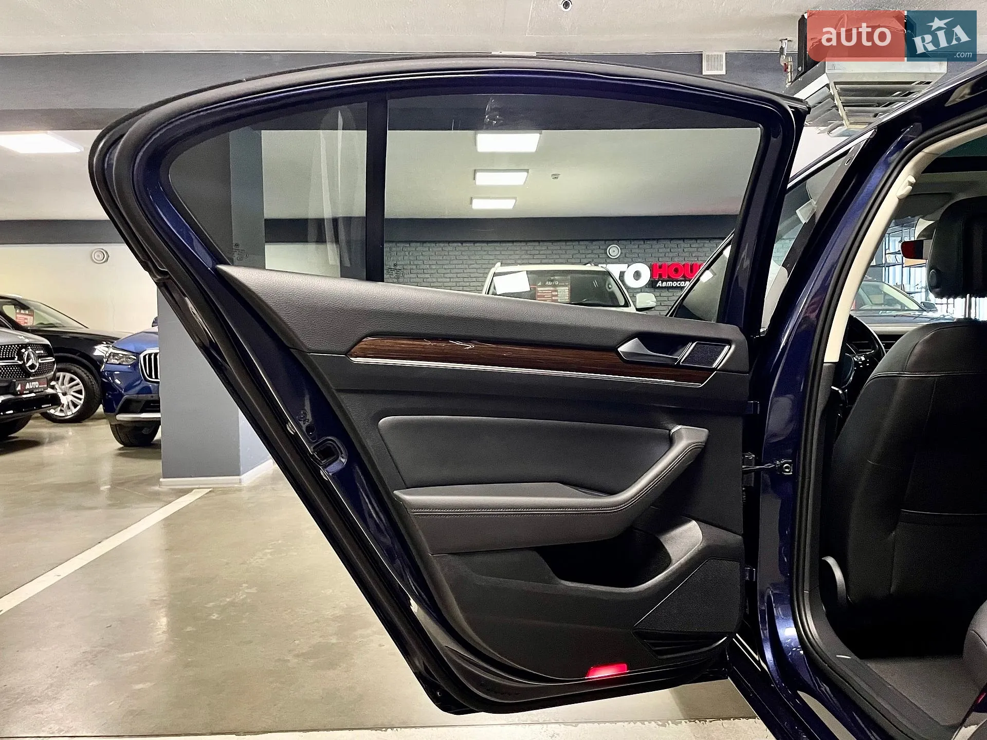 2017 Volkswagen Passat - мініатюра 38