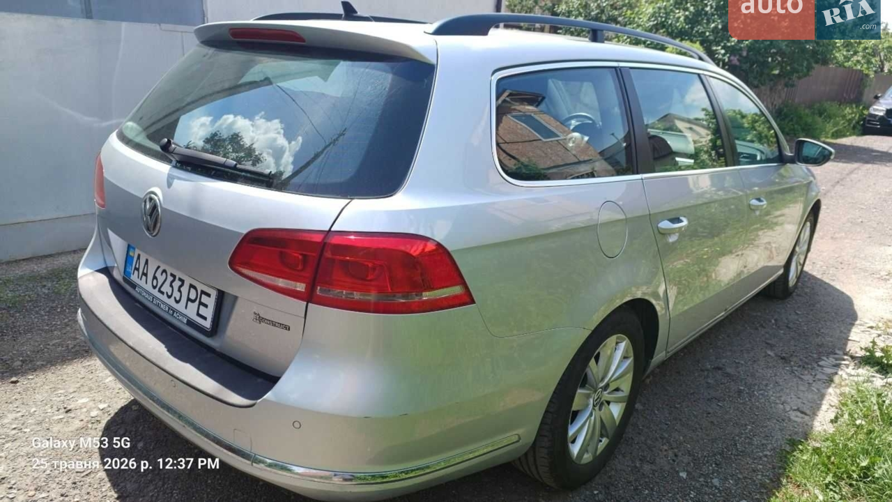 2010 Volkswagen Passat - мініатюра 19