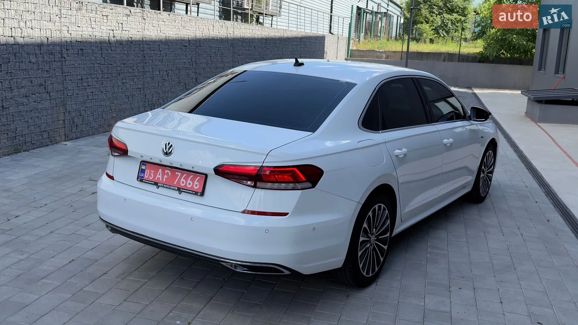 2021 Volkswagen Passat - мініатюра 10