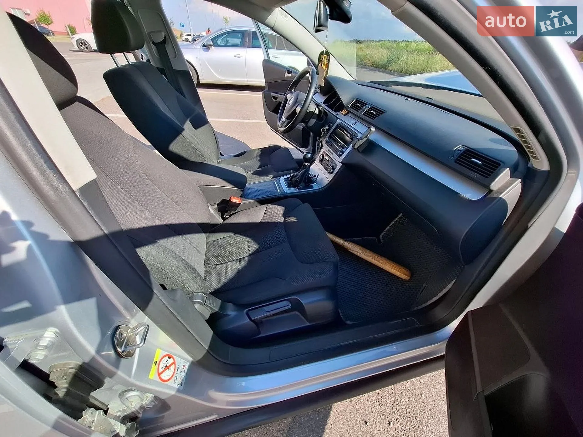 2010 Volkswagen Passat - мініатюра 5
