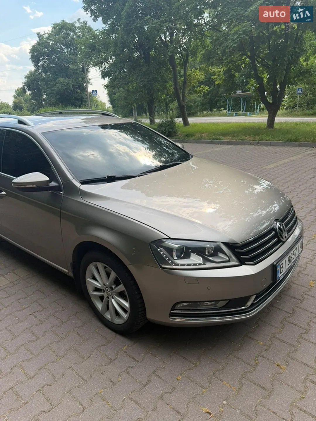 2011 Volkswagen Passat - фото 1