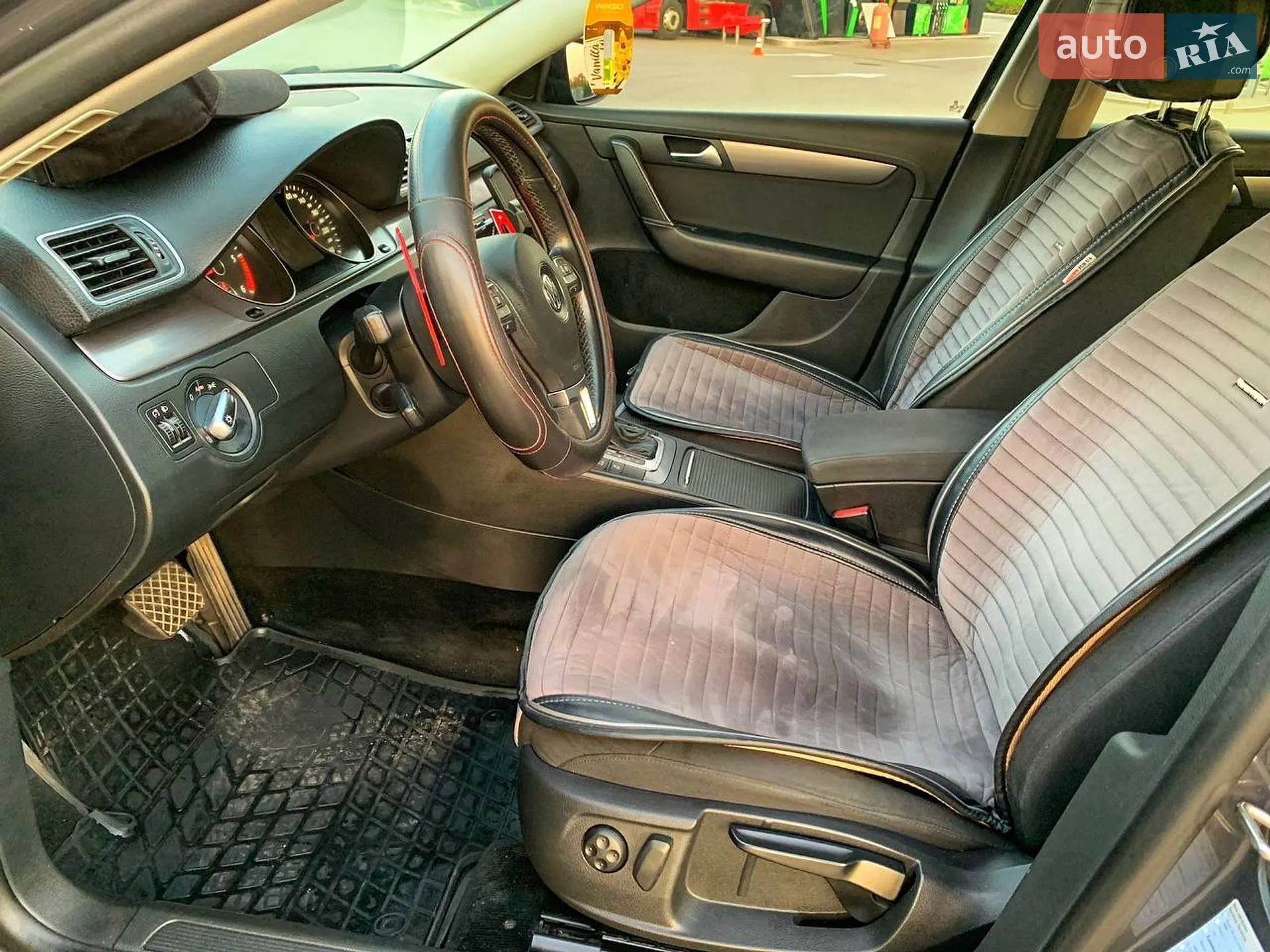 2011 Volkswagen Passat - мініатюра 23