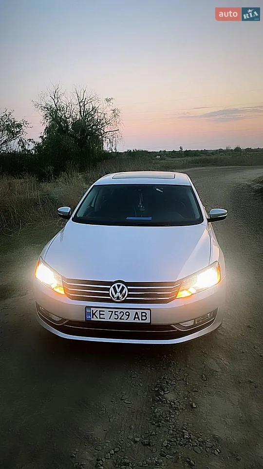 2011 Volkswagen Passat - мініатюра 29