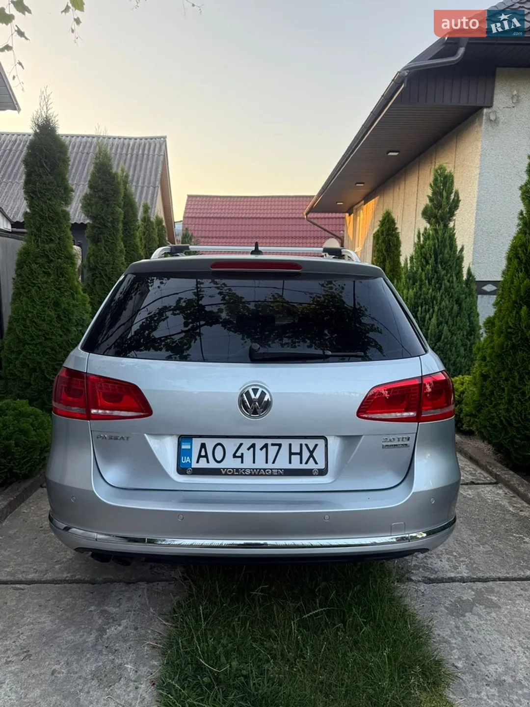 2010 Volkswagen Passat - мініатюра 4