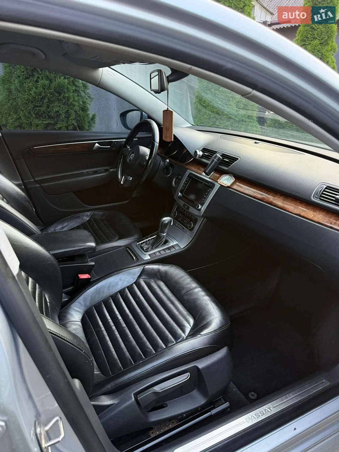 2010 Volkswagen Passat - мініатюра 8
