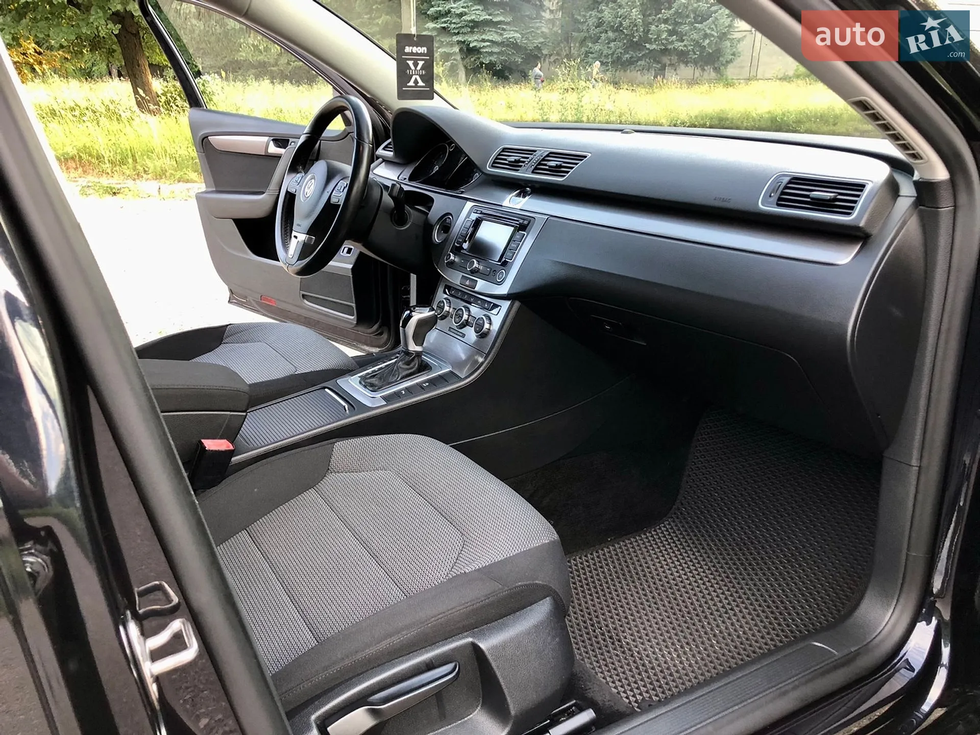 2013 Volkswagen Passat - мініатюра 15