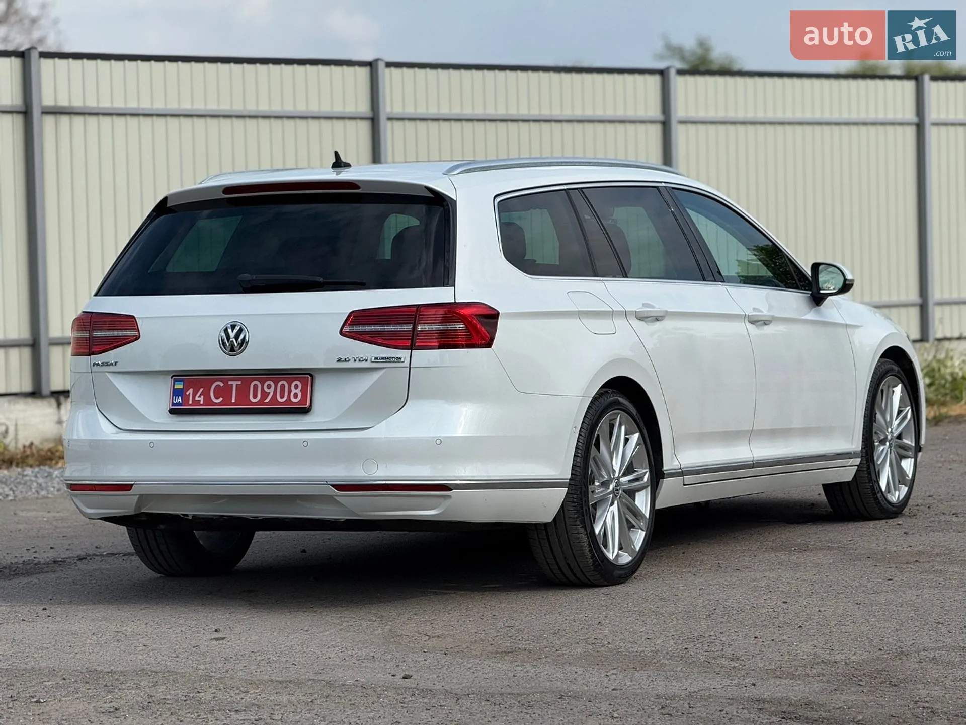 2015 Volkswagen Passat - мініатюра 18