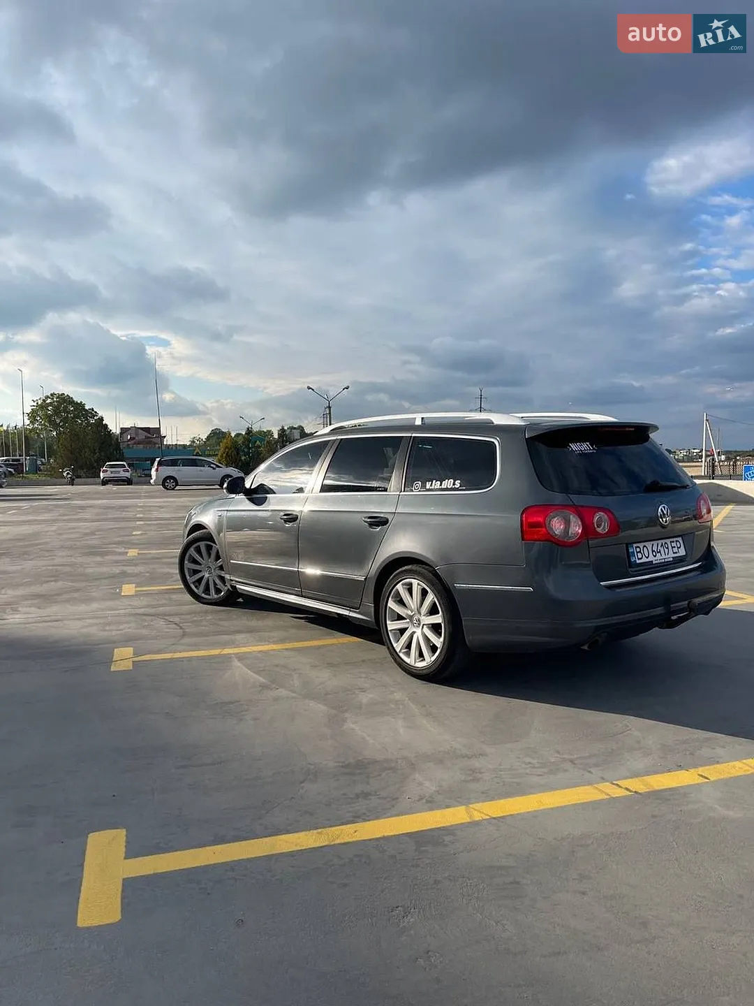 2010 Volkswagen Passat - мініатюра 5
