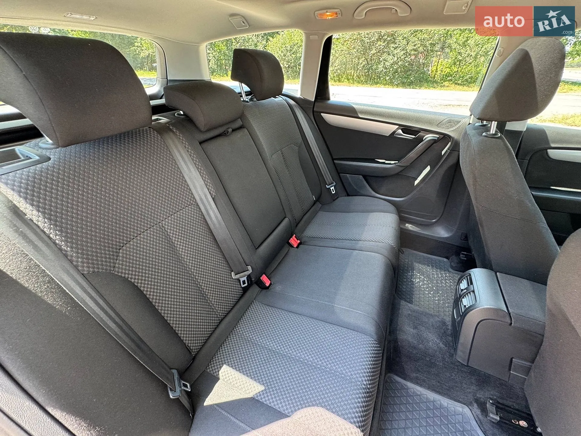 2013 Volkswagen Passat - мініатюра 47