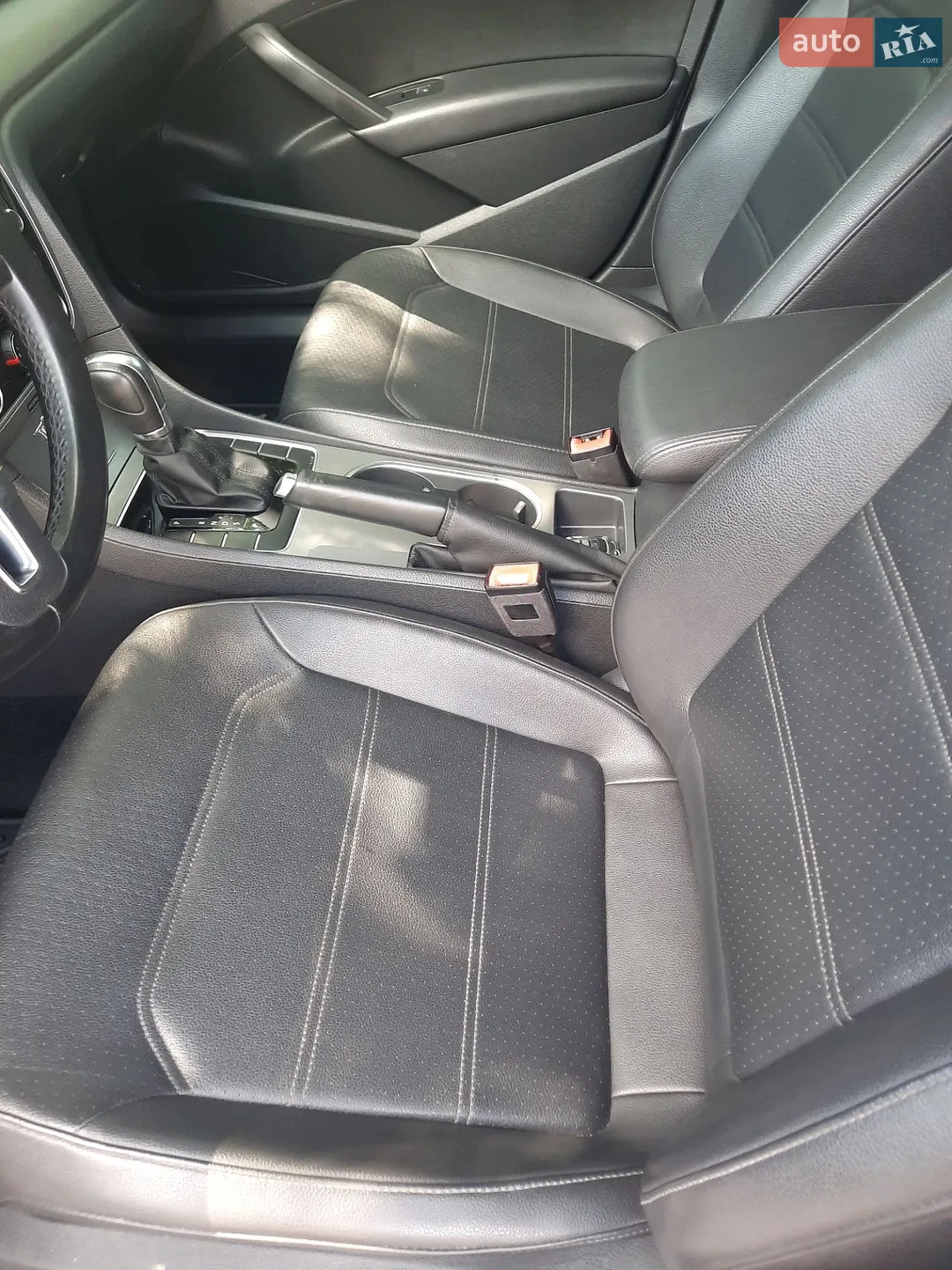 2014 Volkswagen Passat - мініатюра 25