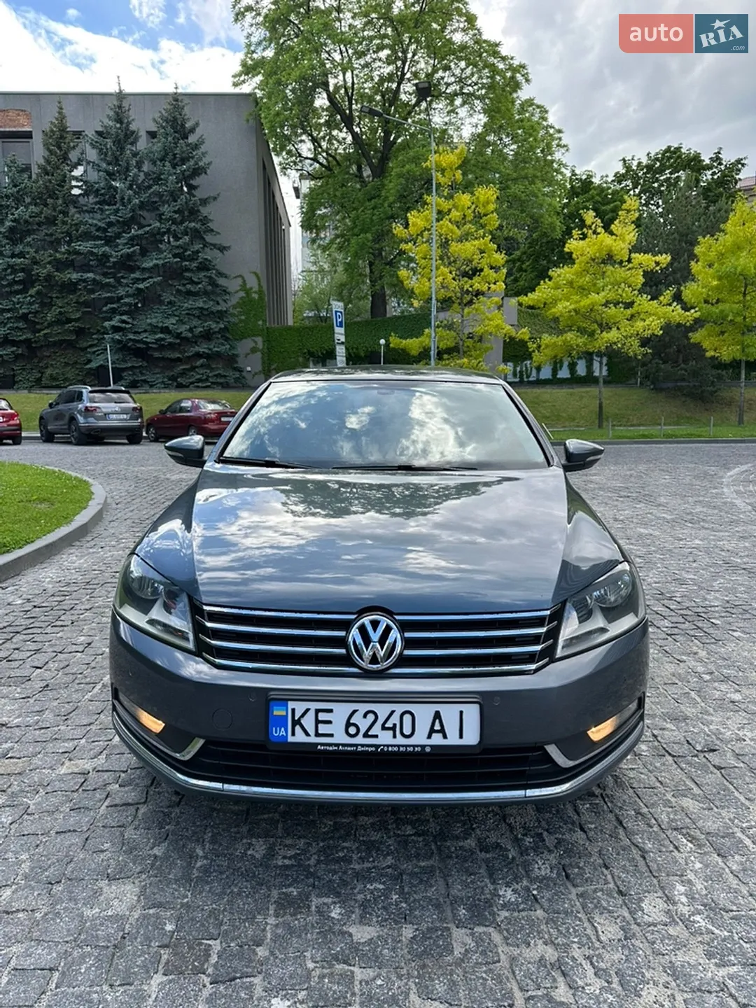 2011 Volkswagen Passat - фото 1