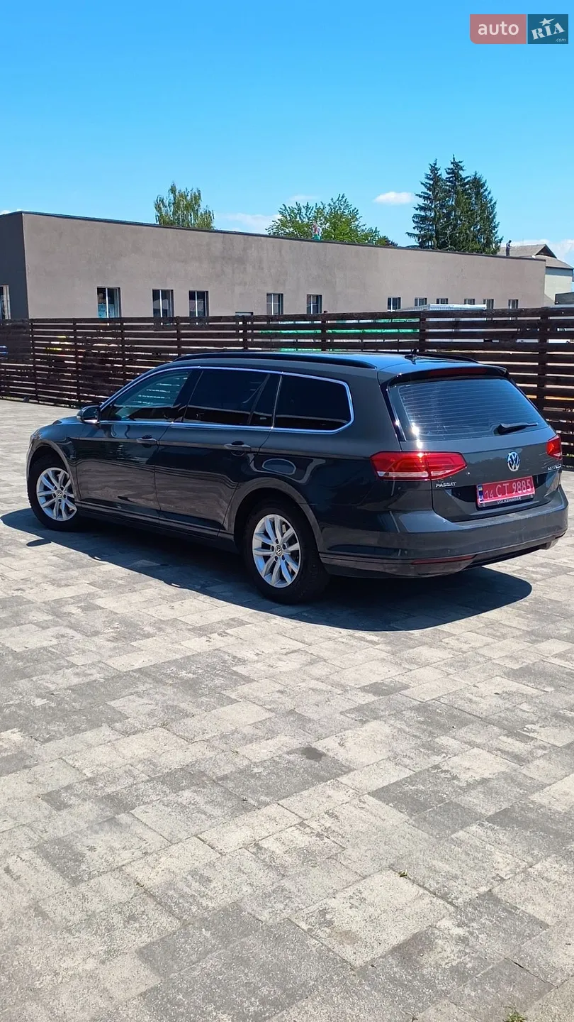 2017 Volkswagen Passat - мініатюра 5