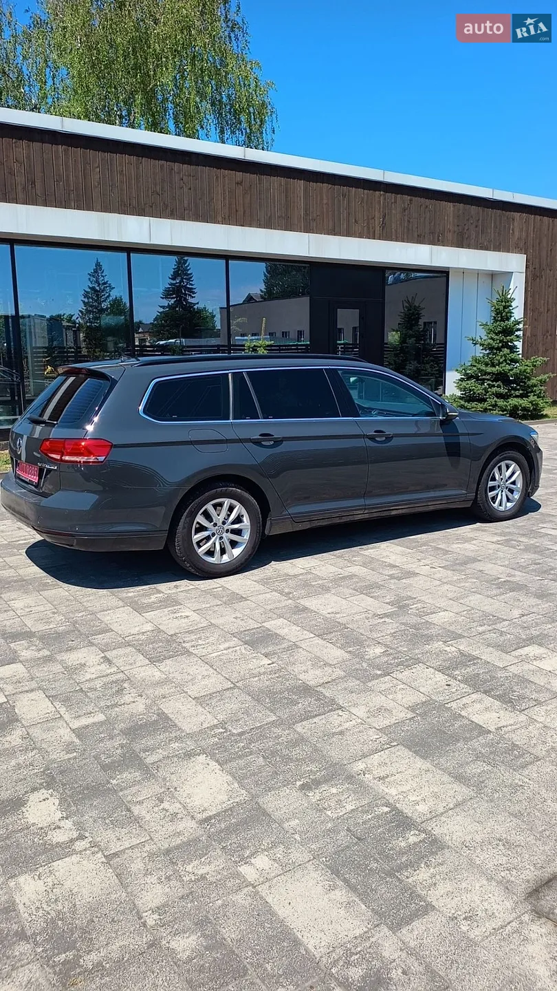 2017 Volkswagen Passat - мініатюра 6