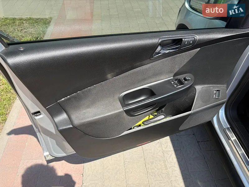Volkswagen Passat 2006 VIN WVWZZZ3CZ7E122732 фото оголошення 17 з 61