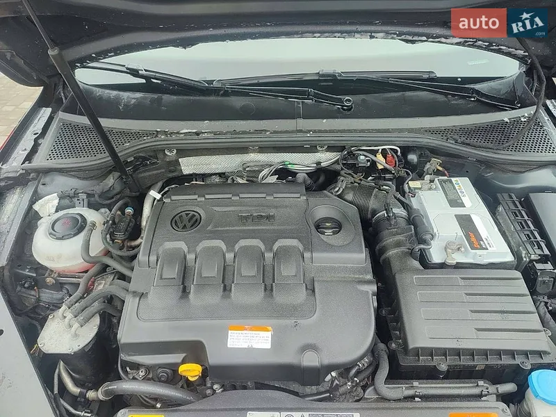 Volkswagen Passat 2017 VIN WVWZZZ3CZJE128951 фото оголошення 6 з 48