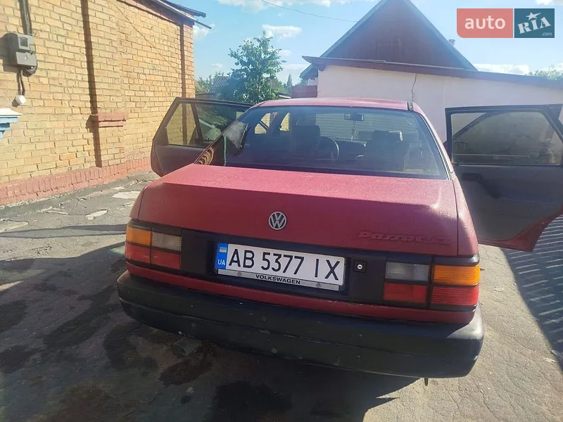 Volkswagen Passat 1992 VIN WVWZZZ31ZNE056924 фото оголошення 3 з 51