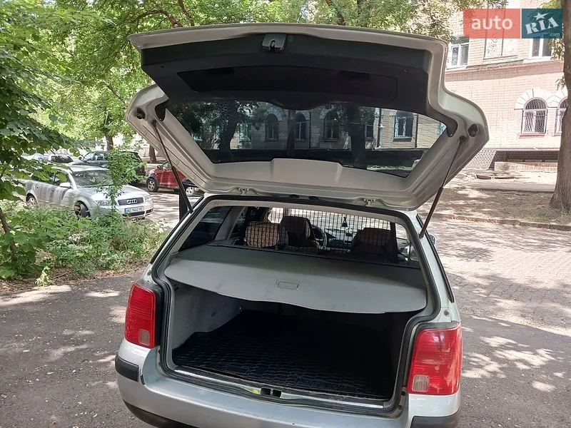 Volkswagen Passat 2000 VIN WVWZZZ3BZYE285746 фото оголошення 14 з 50