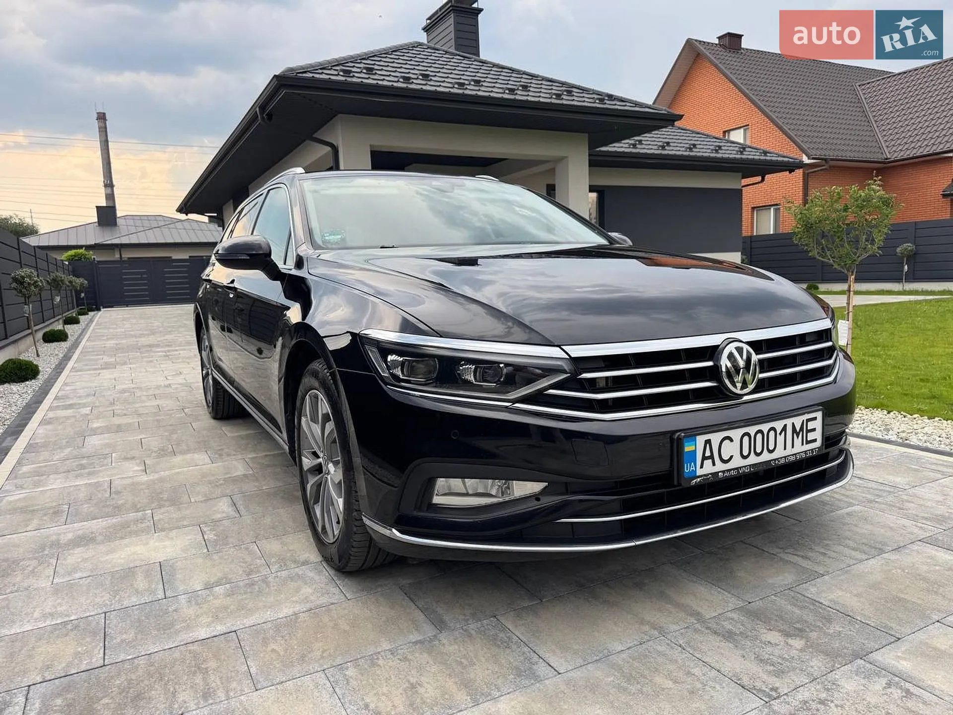 2019 Volkswagen Passat - мініатюра 3