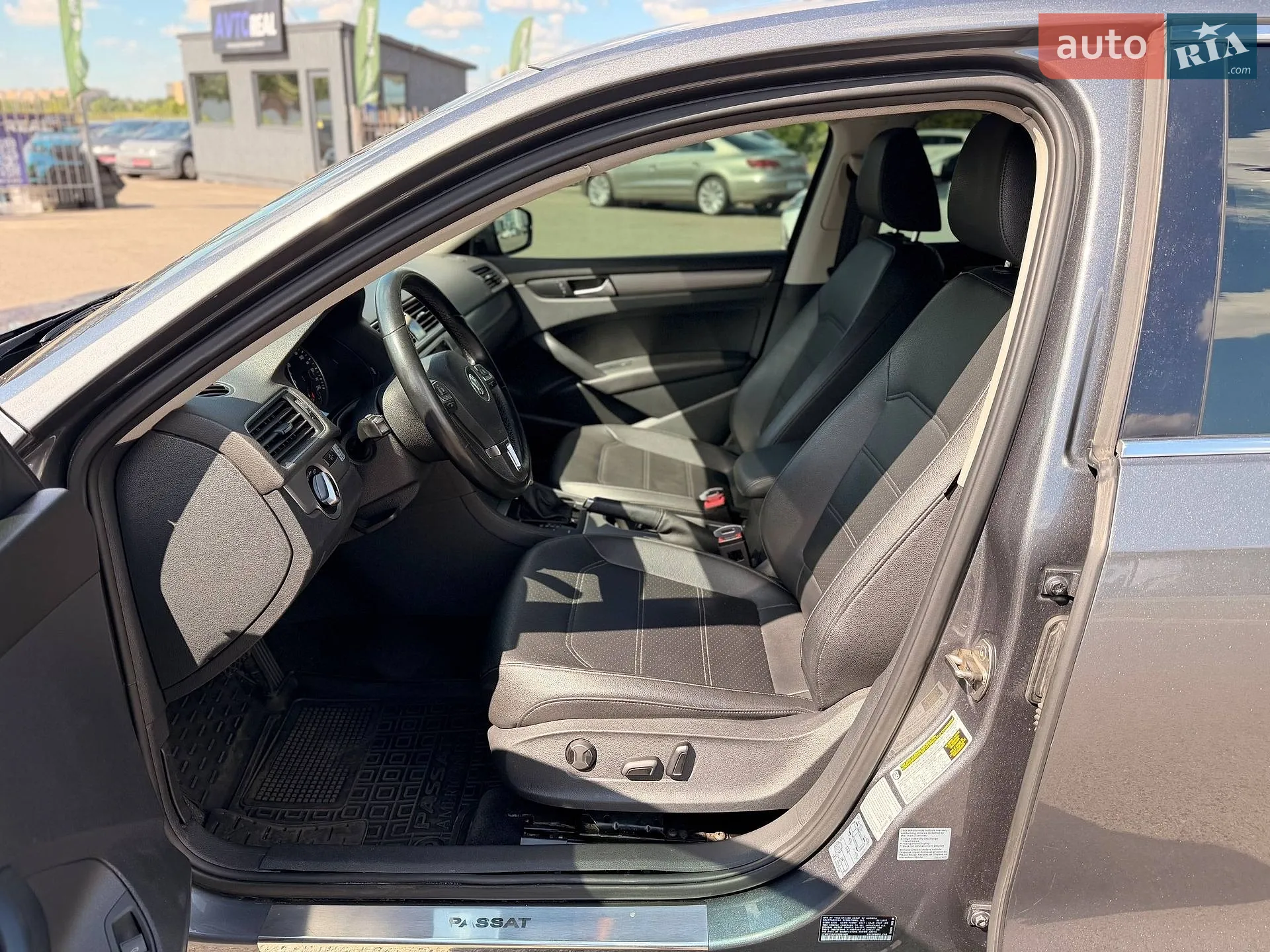 2015 Volkswagen Passat - мініатюра 40