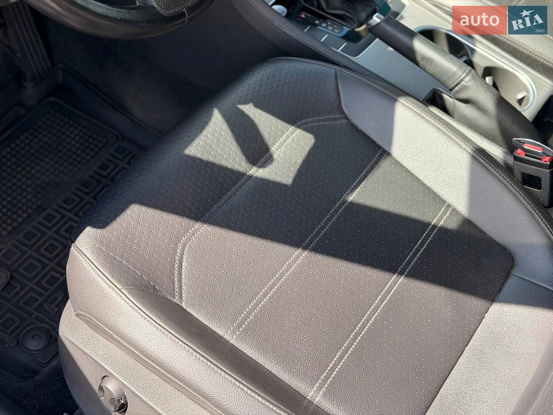 2015 Volkswagen Passat - мініатюра 42