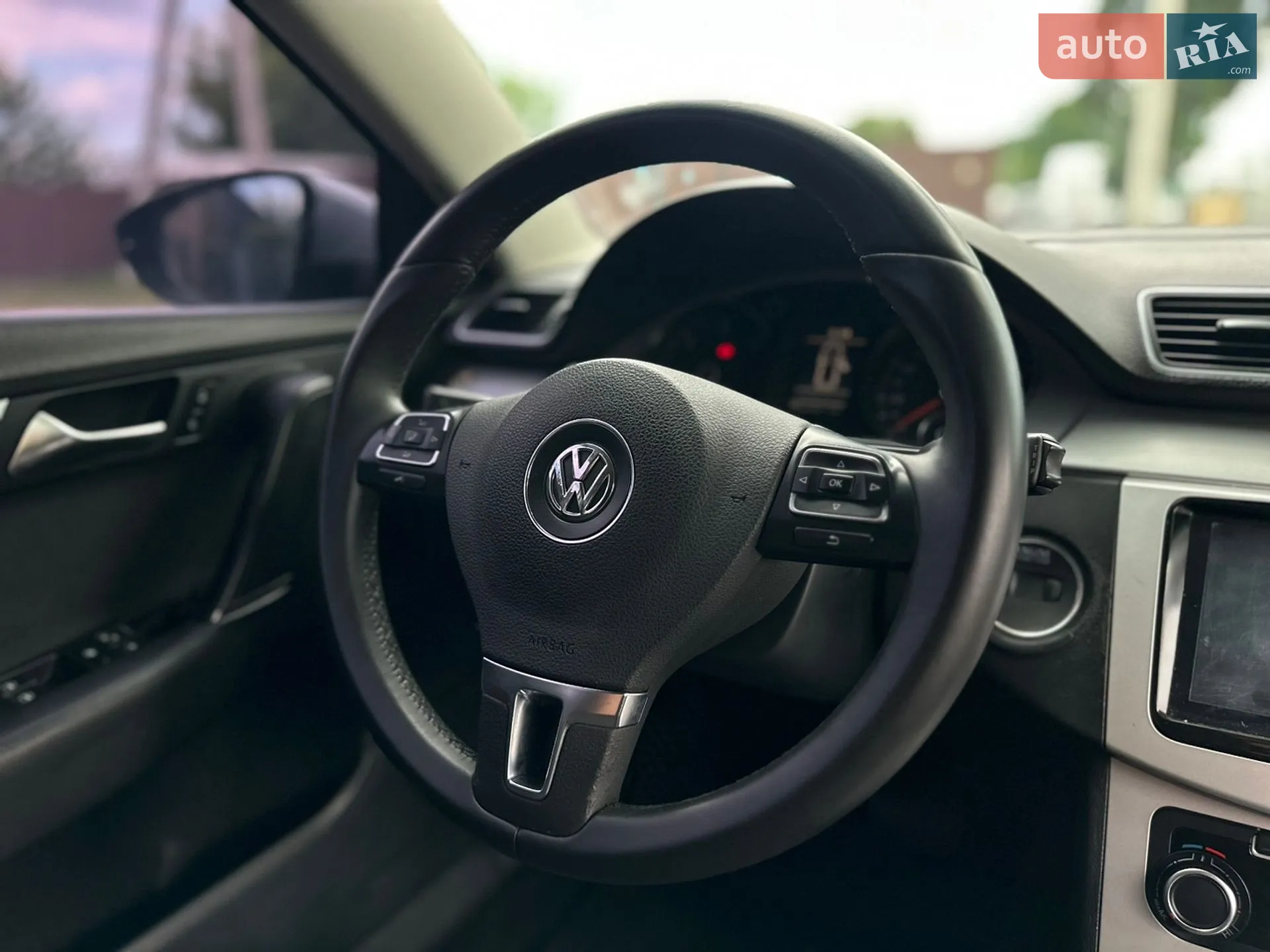 2013 Volkswagen Passat - мініатюра 34