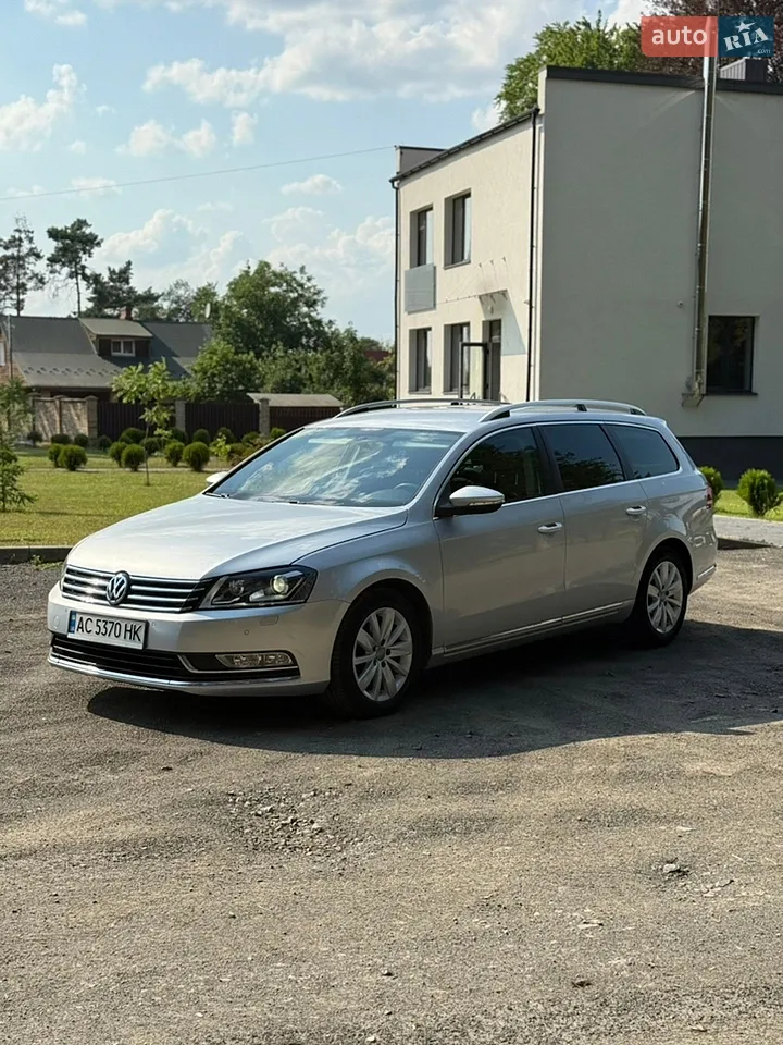 2010 Volkswagen Passat - мініатюра 26
