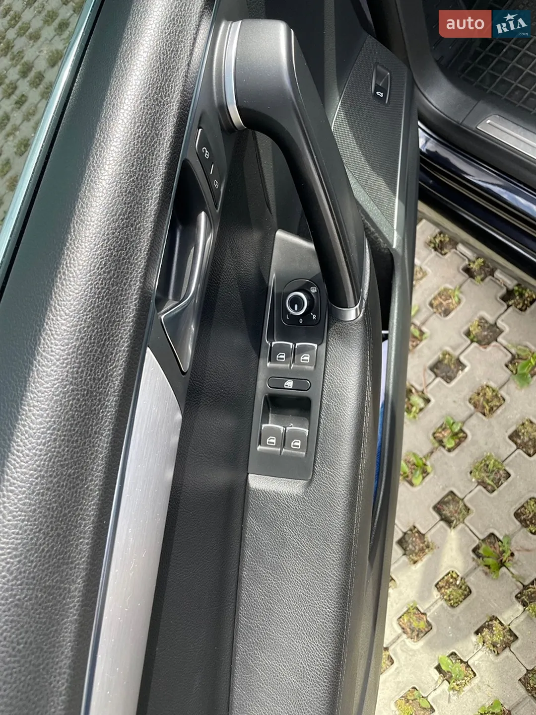2010 Volkswagen Passat - мініатюра 15