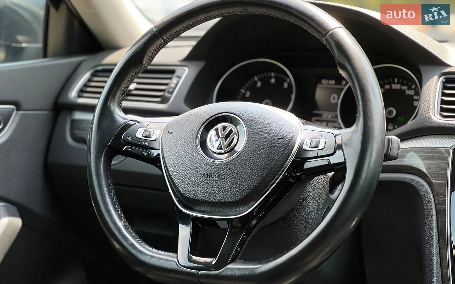 2017 Volkswagen Passat - мініатюра 22