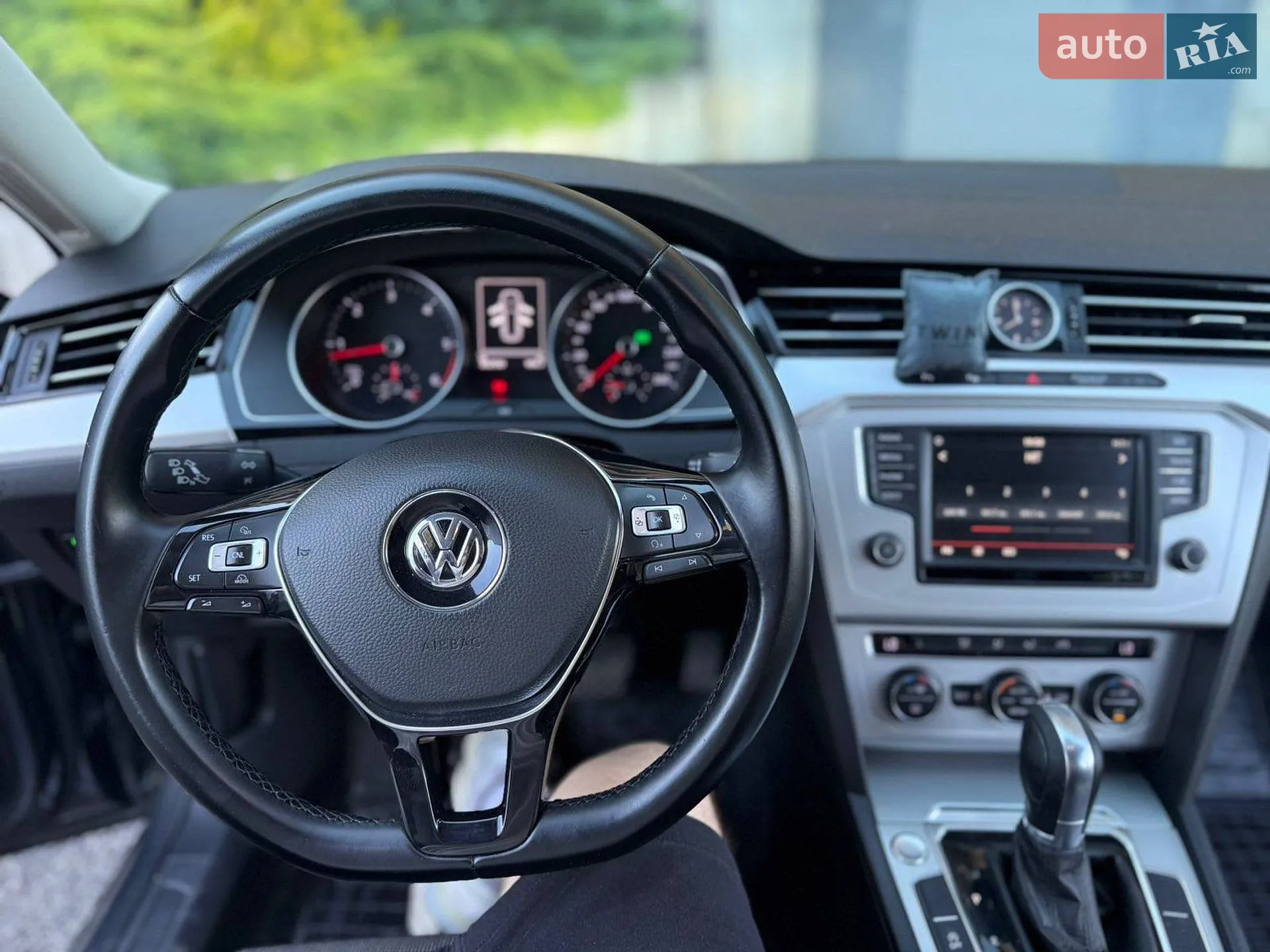 2015 Volkswagen Passat - мініатюра 35