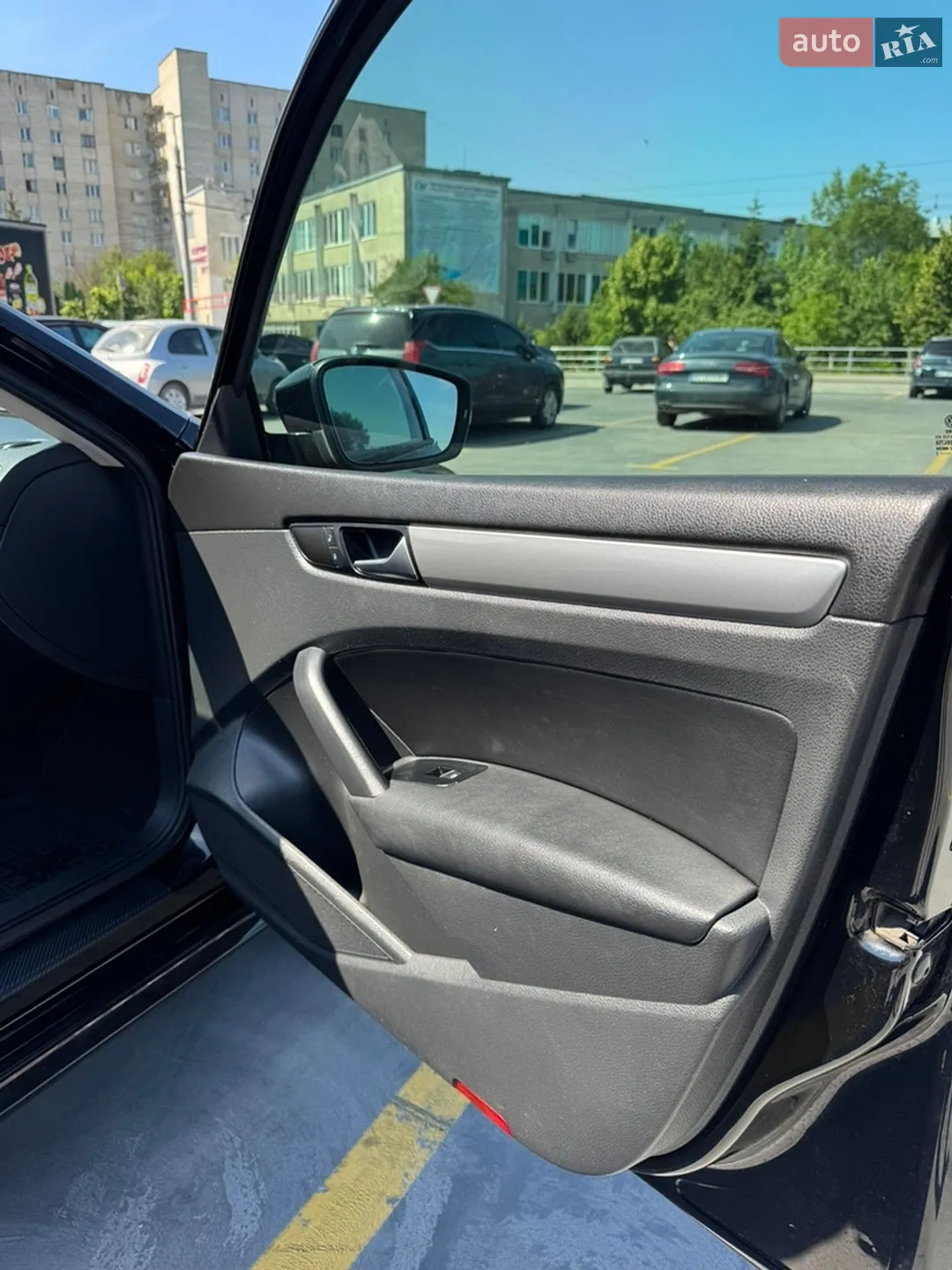 2013 Volkswagen Passat - мініатюра 31