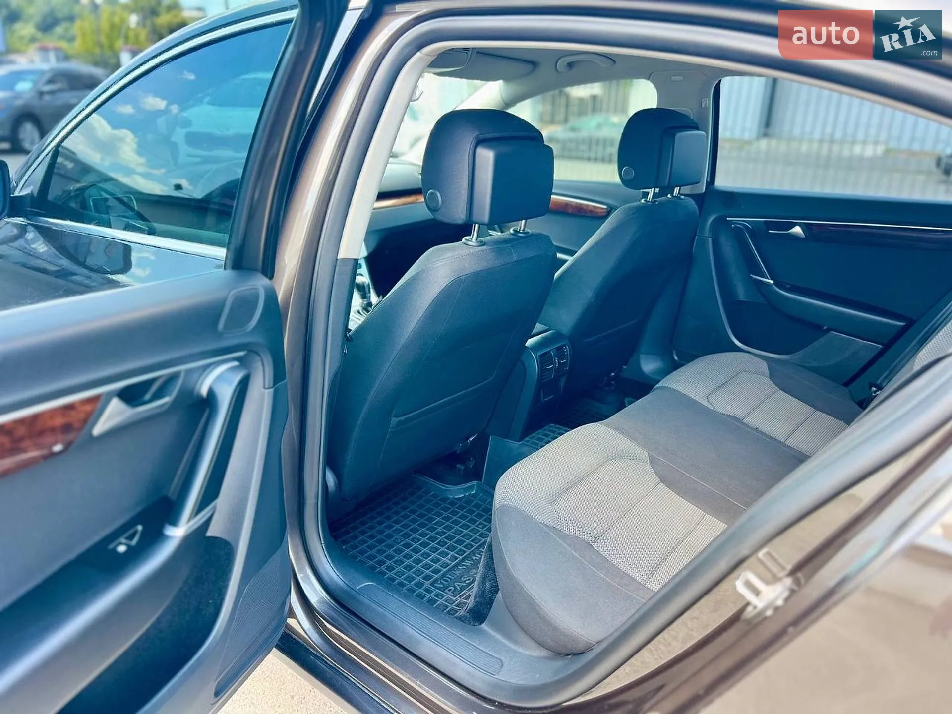 2012 Volkswagen Passat - мініатюра 16