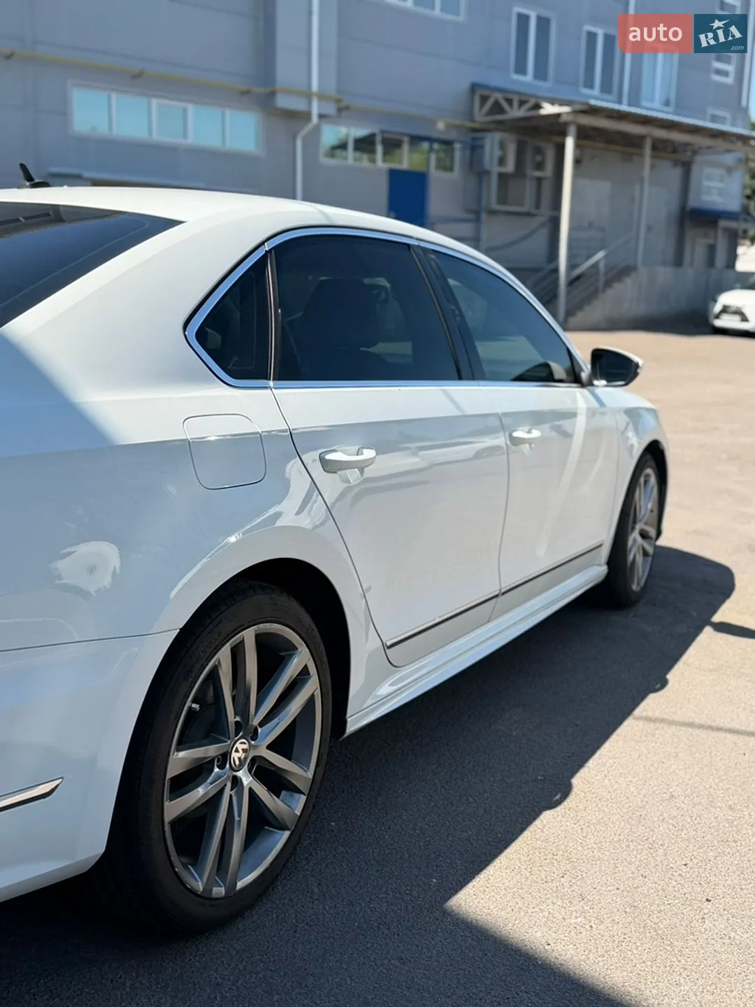 2016 Volkswagen Passat - мініатюра 5
