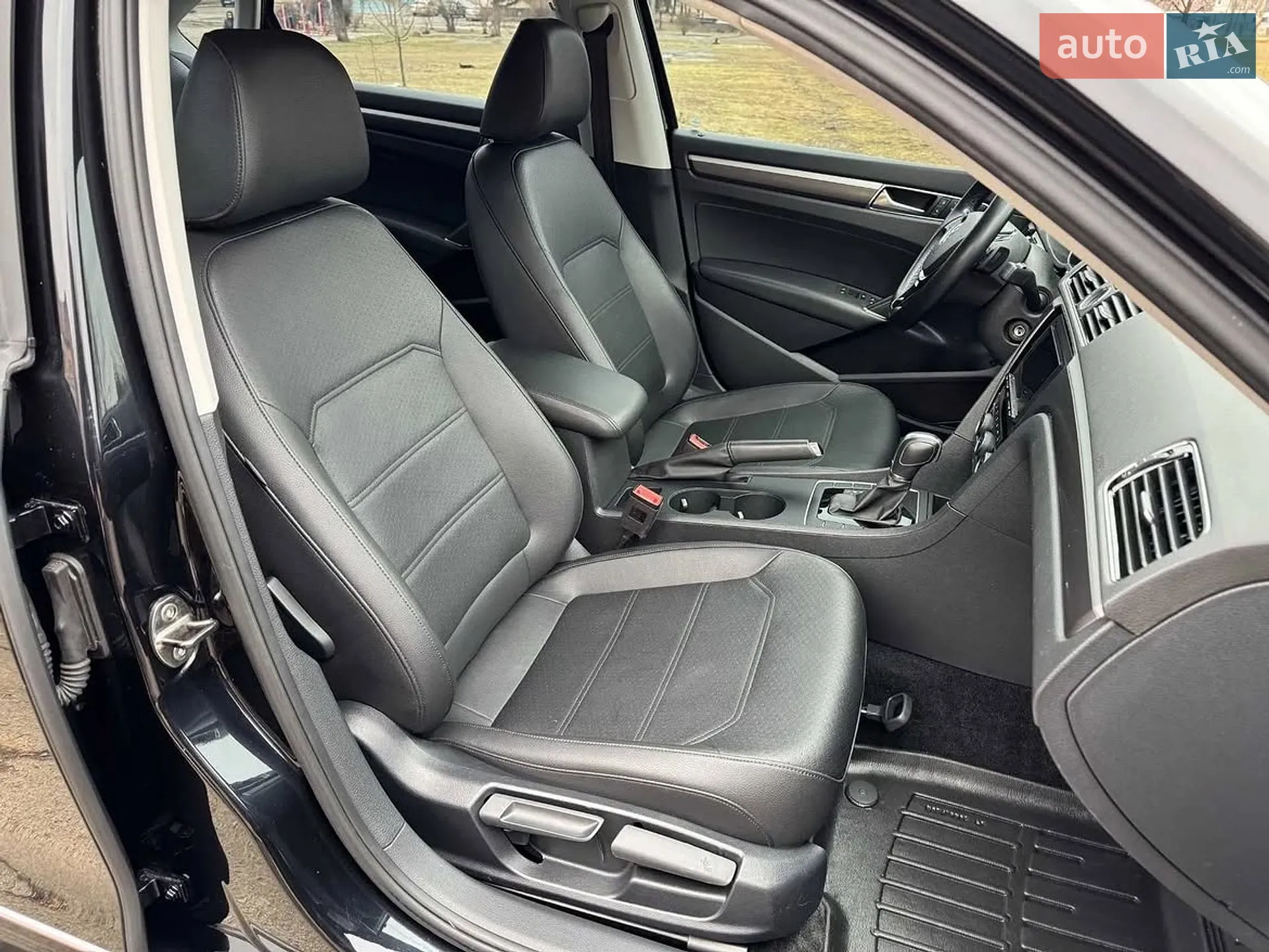 2016 Volkswagen Passat - мініатюра 14
