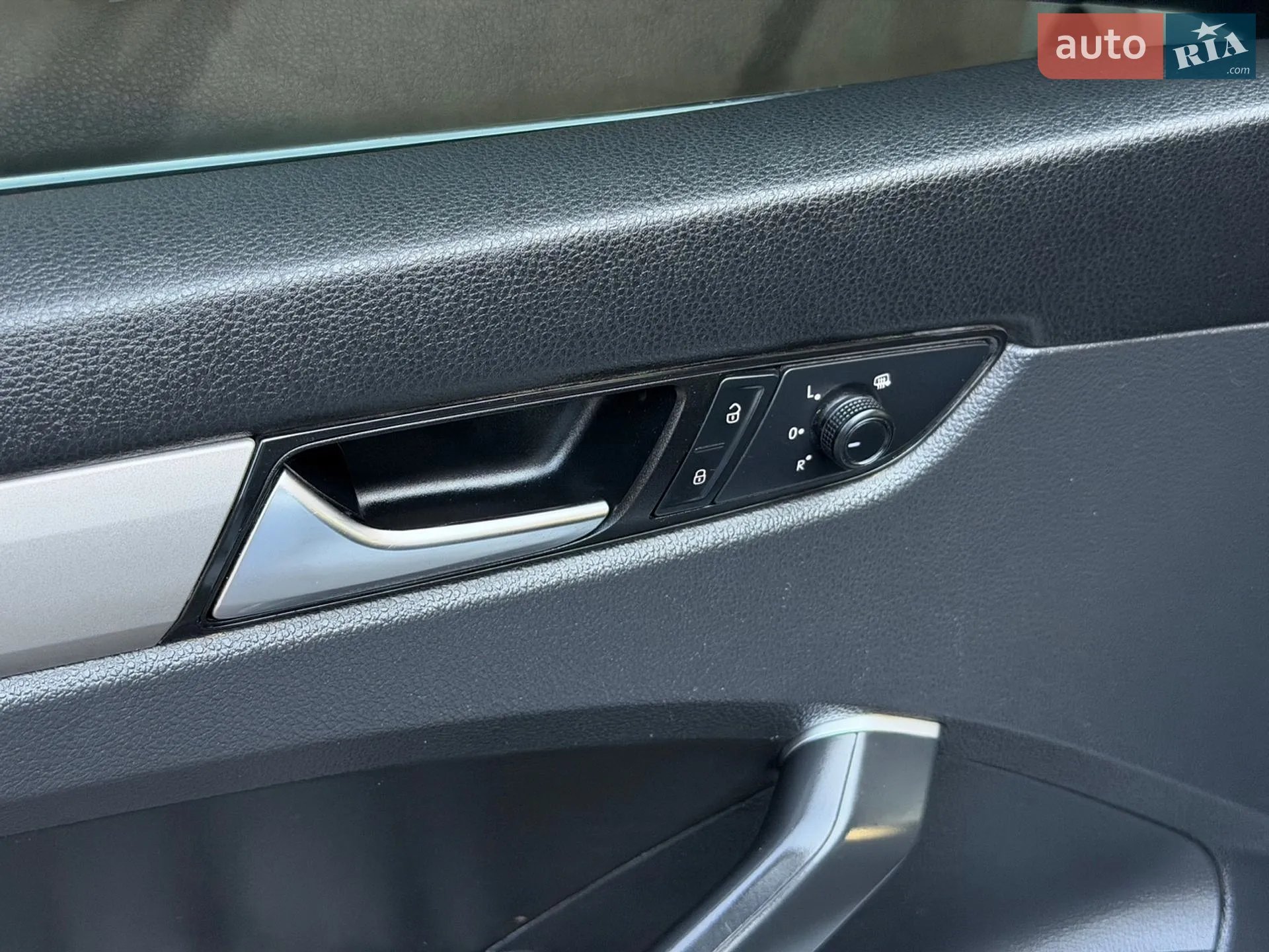 2021 Volkswagen Passat - мініатюра 35
