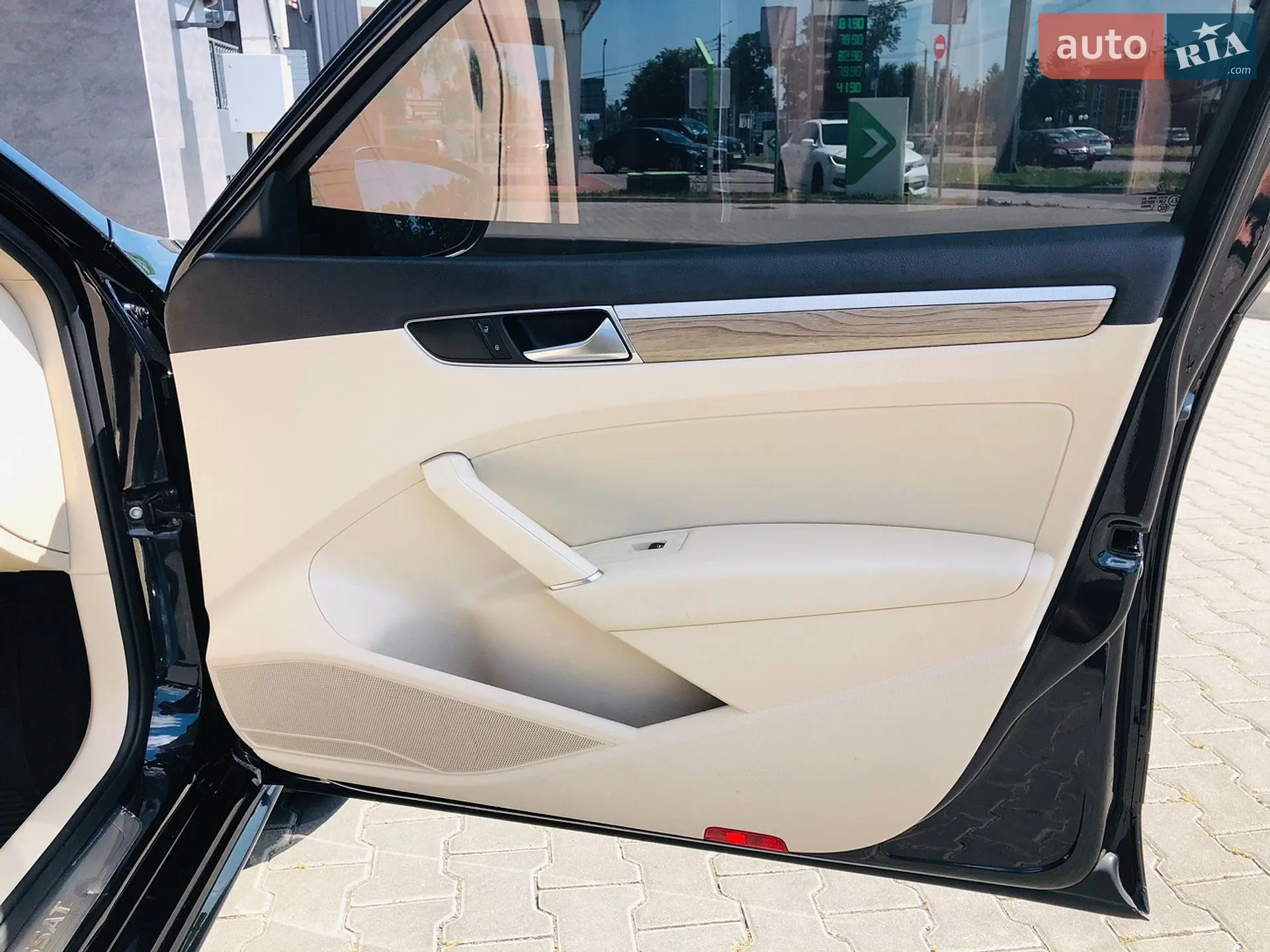 2017 Volkswagen Passat - мініатюра 22